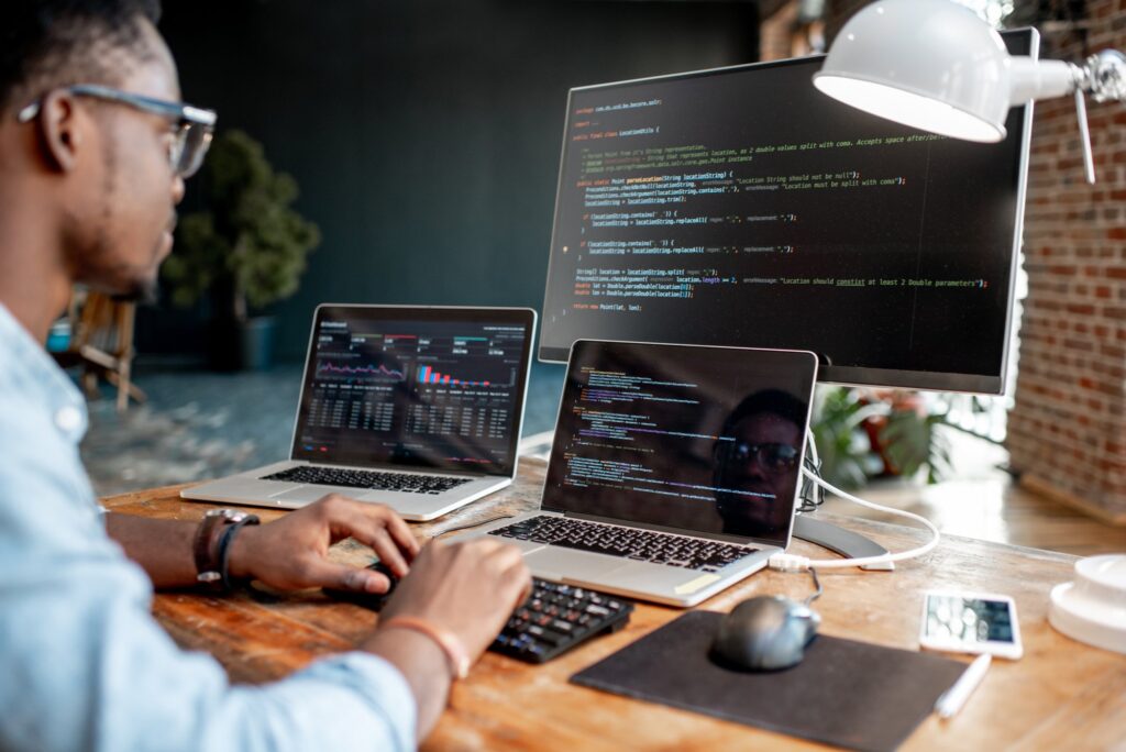 structured vs unstructured data
